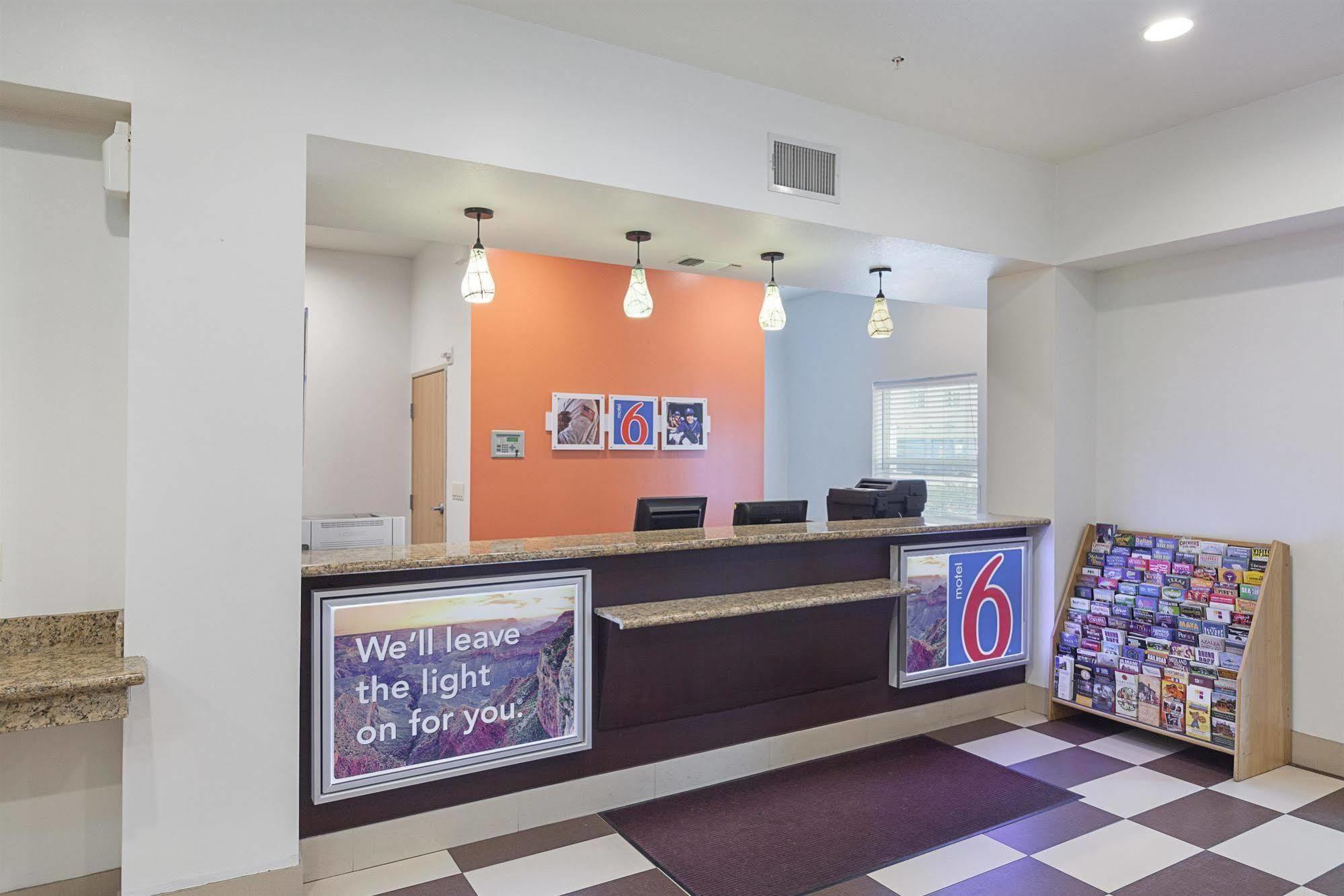 Motel 6-Fort Worth, Tx Zewnętrze zdjęcie